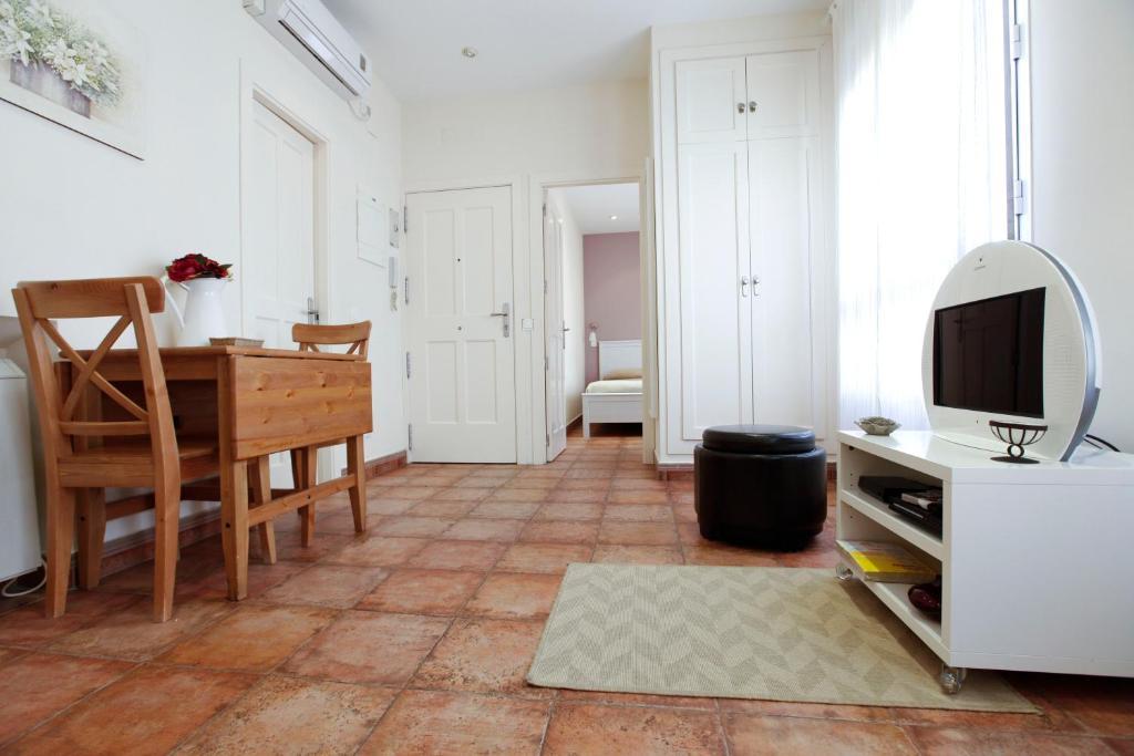 מדריד Apartamento Tirso De Molina חדר תמונה