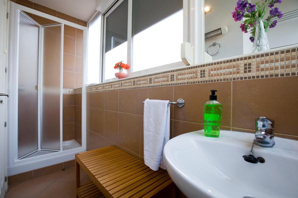 מדריד Apartamento Tirso De Molina חדר תמונה