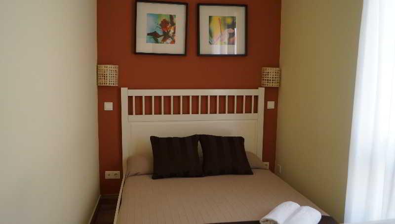 מדריד Apartamento Tirso De Molina מראה חיצוני תמונה