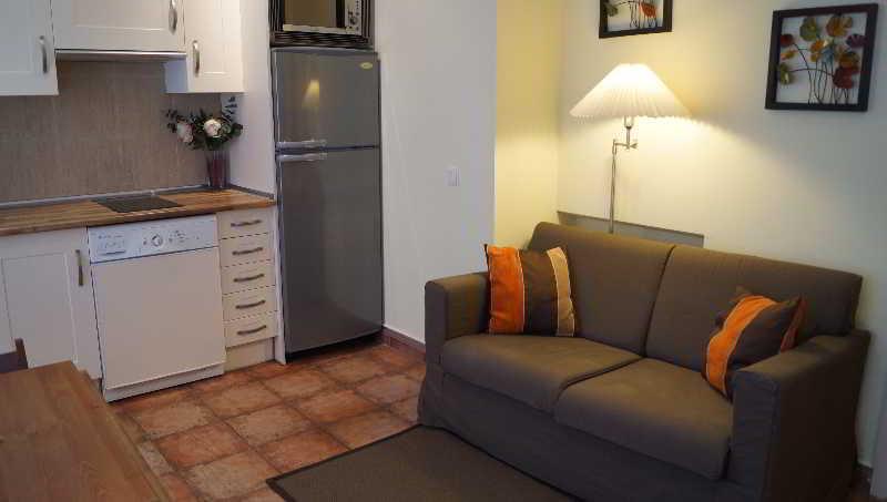 מדריד Apartamento Tirso De Molina מראה חיצוני תמונה