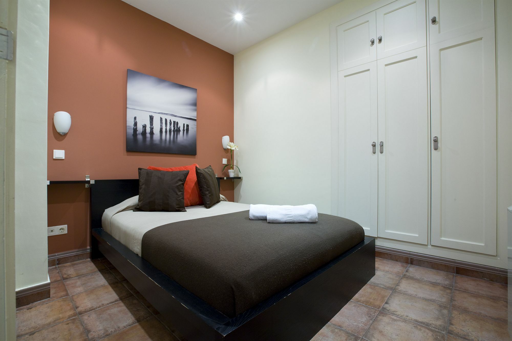 מדריד Apartamento Tirso De Molina מראה חיצוני תמונה